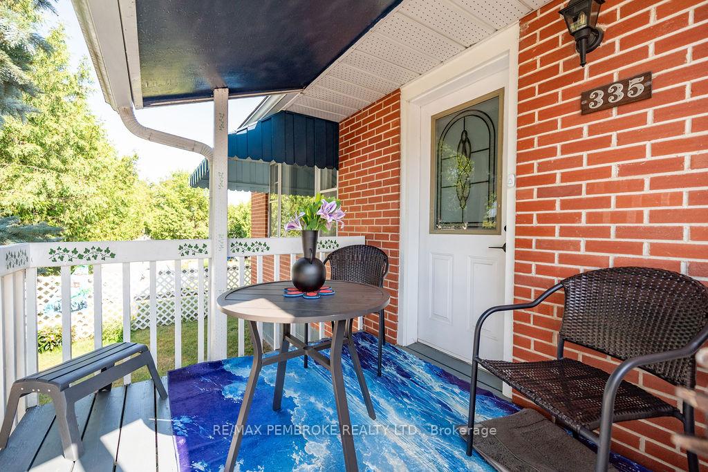 Photo 8 of 335 Willard Street, Pembroke, Pembroke — HOMEH