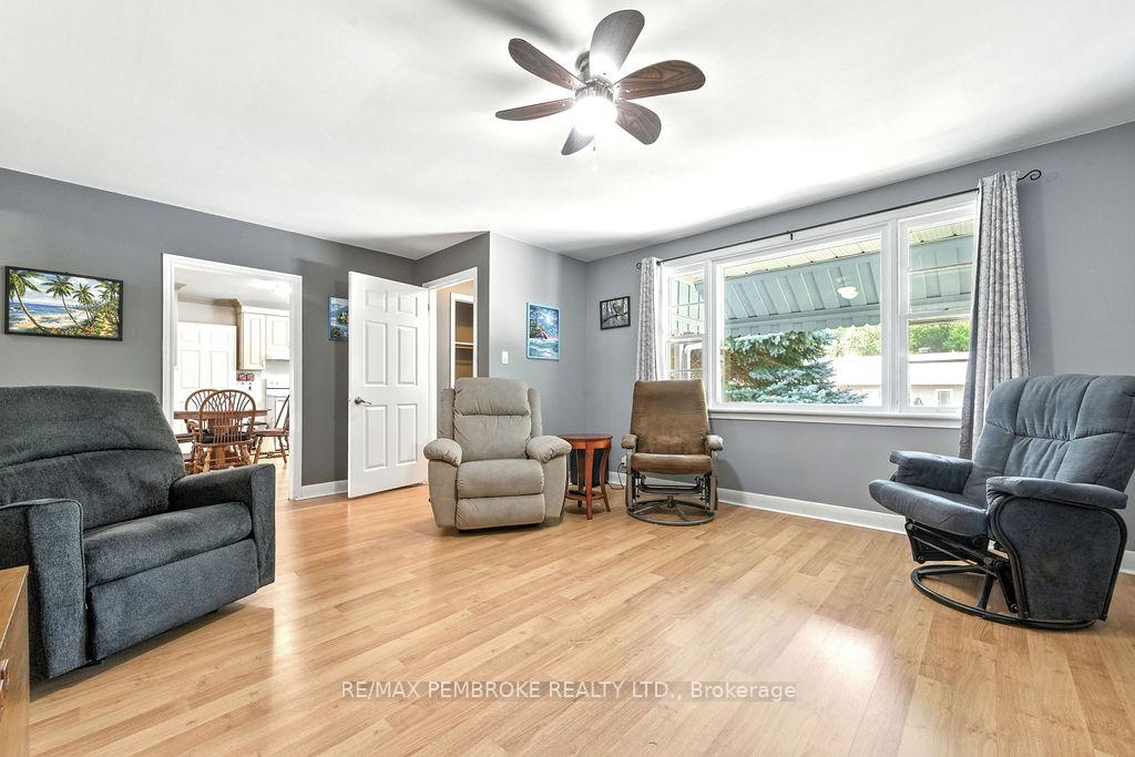Photo 14 of 335 Willard Street, Pembroke, Pembroke — HOMEH