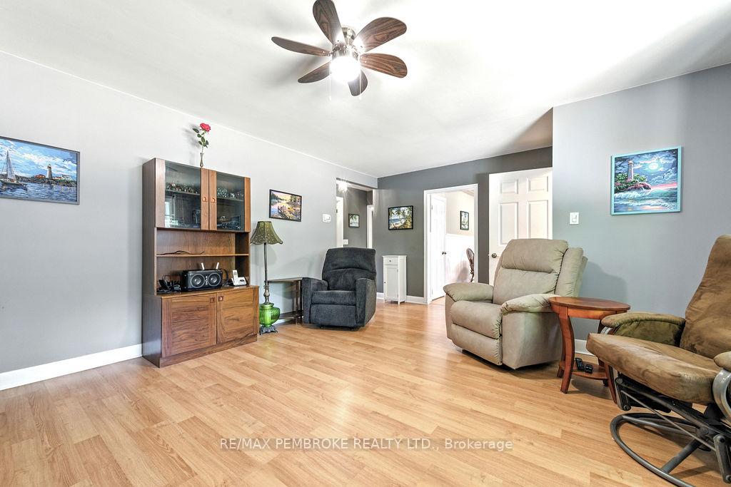Photo 17 of 335 Willard Street, Pembroke, Pembroke — HOMEH