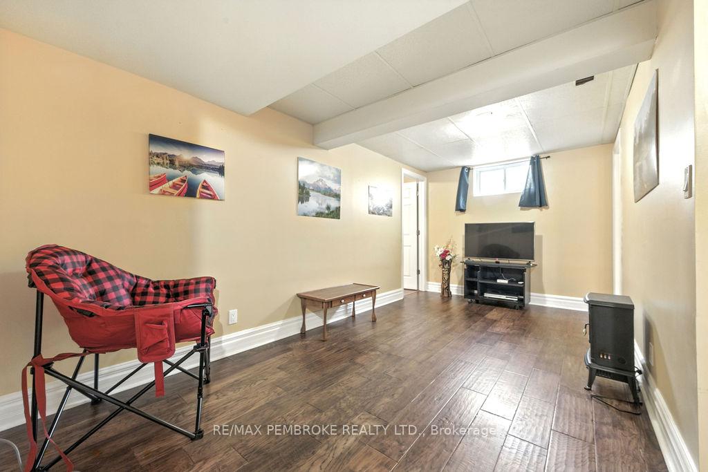 Photo 26 of 335 Willard Street, Pembroke, Pembroke — HOMEH
