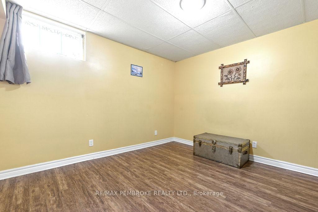 Photo 28 of 335 Willard Street, Pembroke, Pembroke — HOMEH