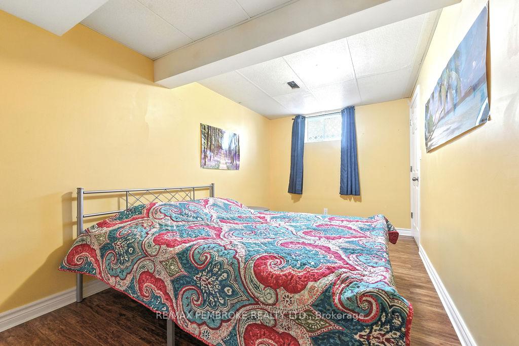 Photo 30 of 335 Willard Street, Pembroke, Pembroke — HOMEH