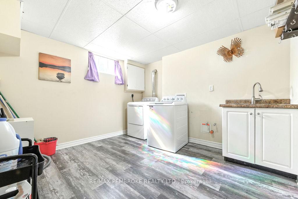 Photo 33 of 335 Willard Street, Pembroke, Pembroke — HOMEH
