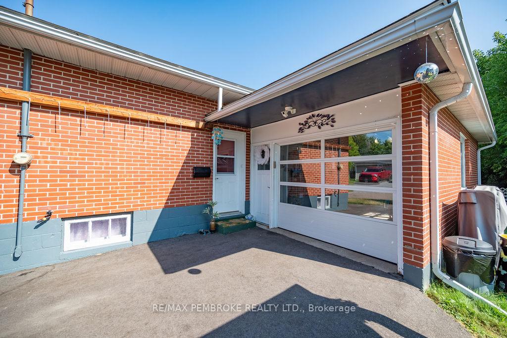 Photo 34 of 335 Willard Street, Pembroke, Pembroke — HOMEH