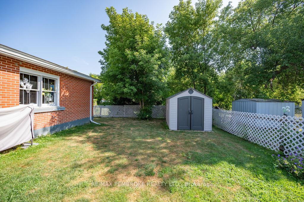 Photo 39 of 335 Willard Street, Pembroke, Pembroke — HOMEH