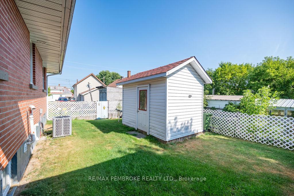 Photo 41 of 335 Willard Street, Pembroke, Pembroke — HOMEH