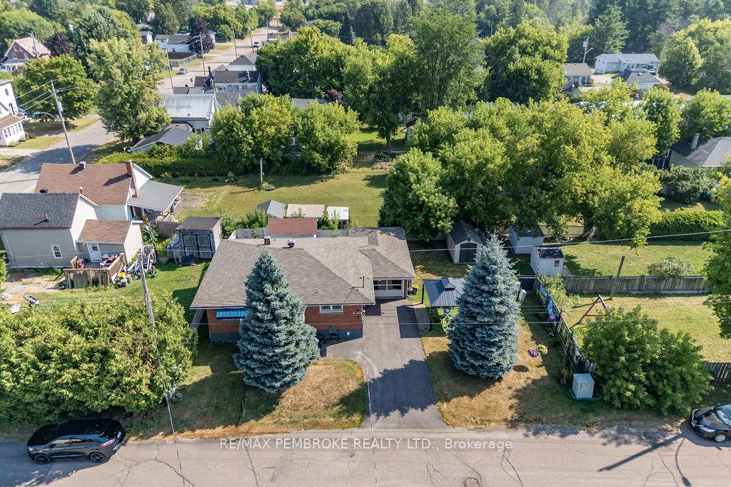 Photo 42 of 335 Willard Street, Pembroke, Pembroke — HOMEH