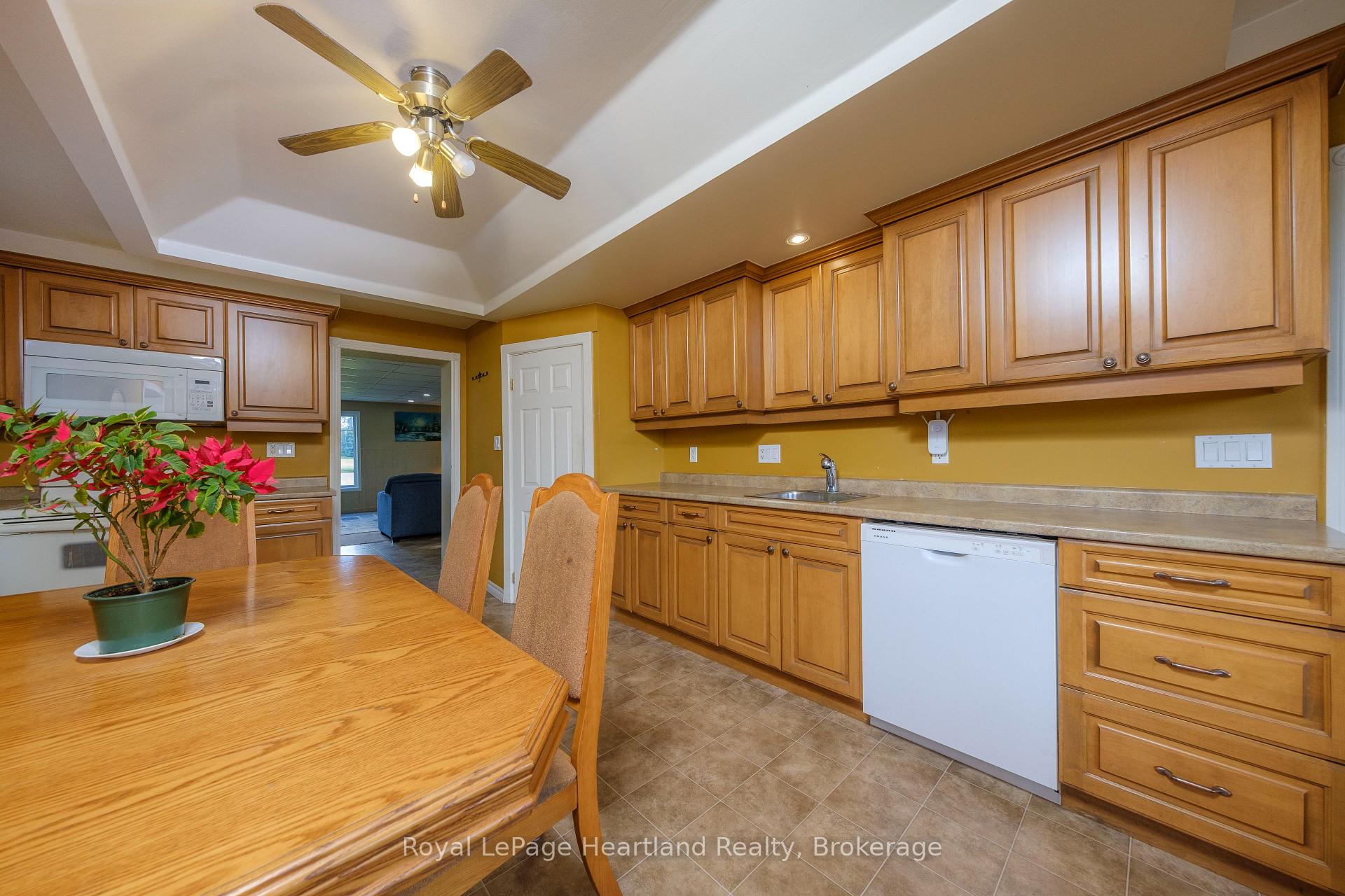 Photo 8 of 78 Bruce Rd 86, Huron-Kinloss — HOMEH