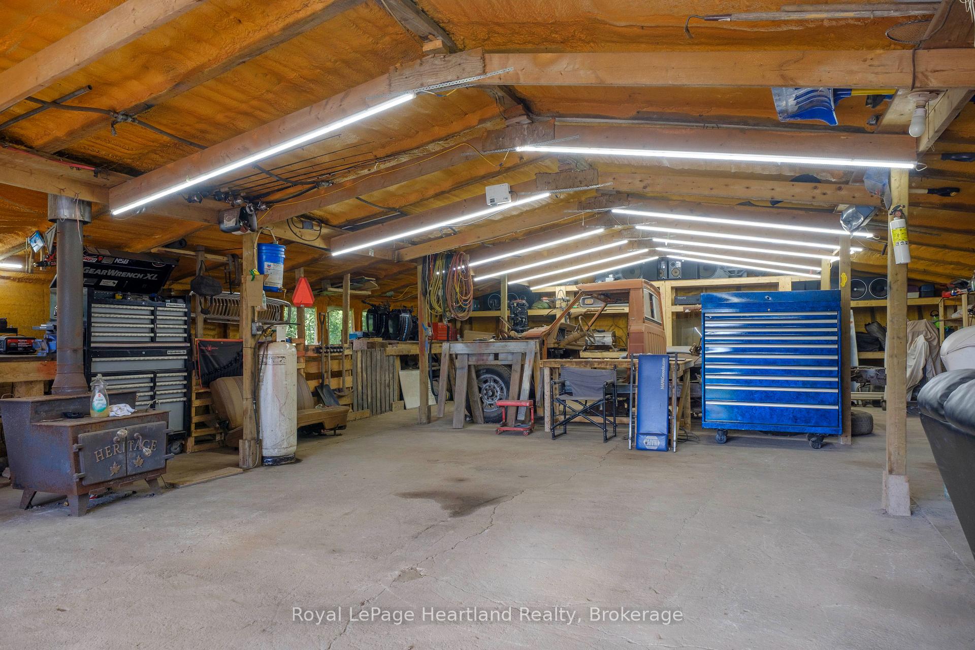 Photo 24 of 78 Bruce Rd 86, Huron-Kinloss — HOMEH