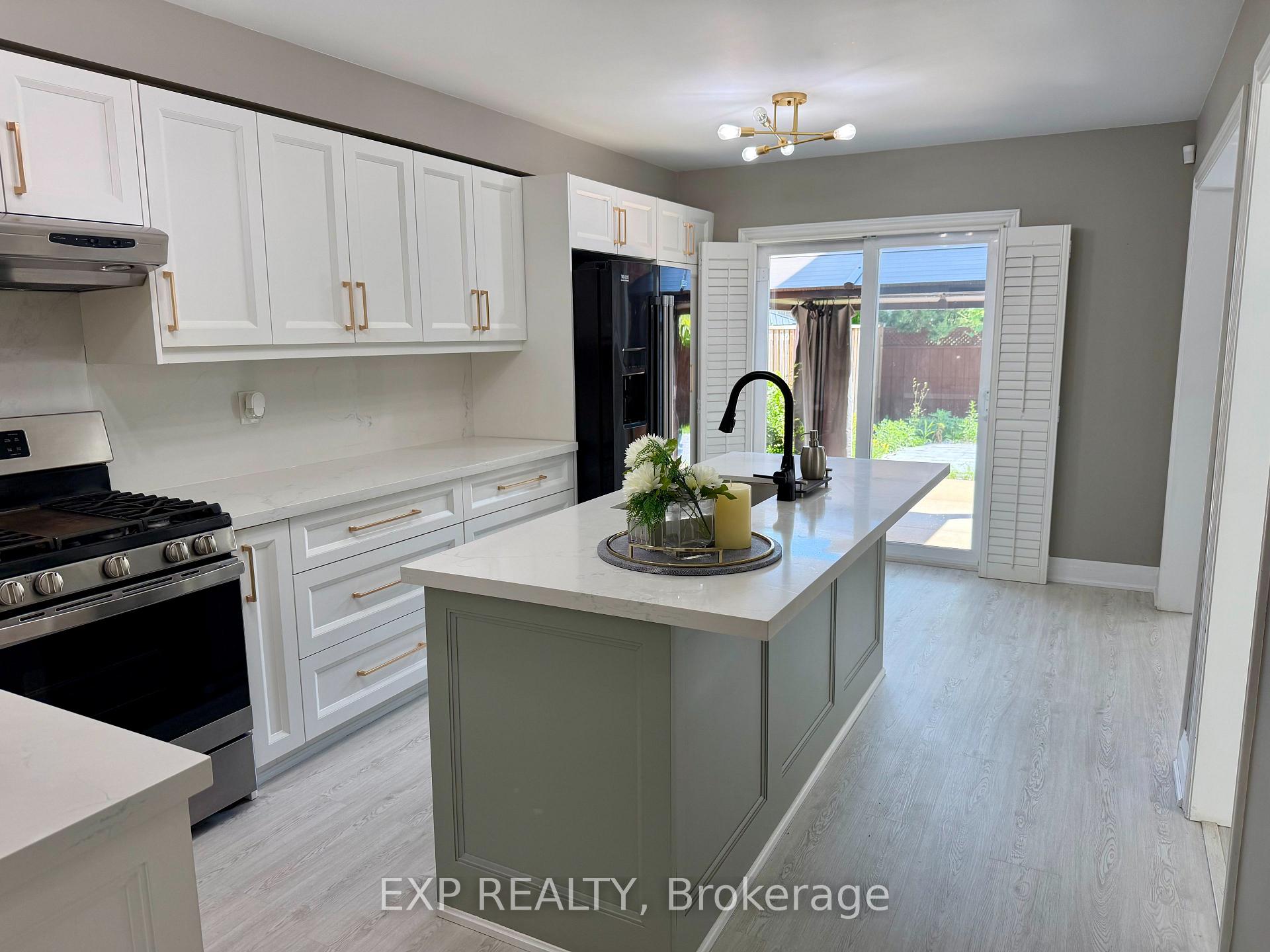 Photo 7 of 57 Humbershed Crescent, Caledon, Bolton West — HOMEH
