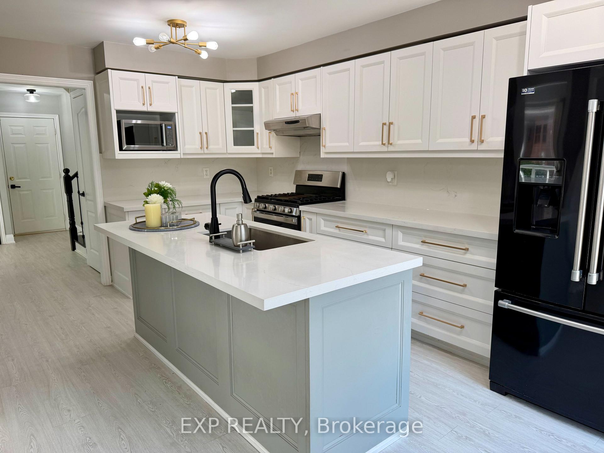 Photo 8 of 57 Humbershed Crescent, Caledon, Bolton West — HOMEH