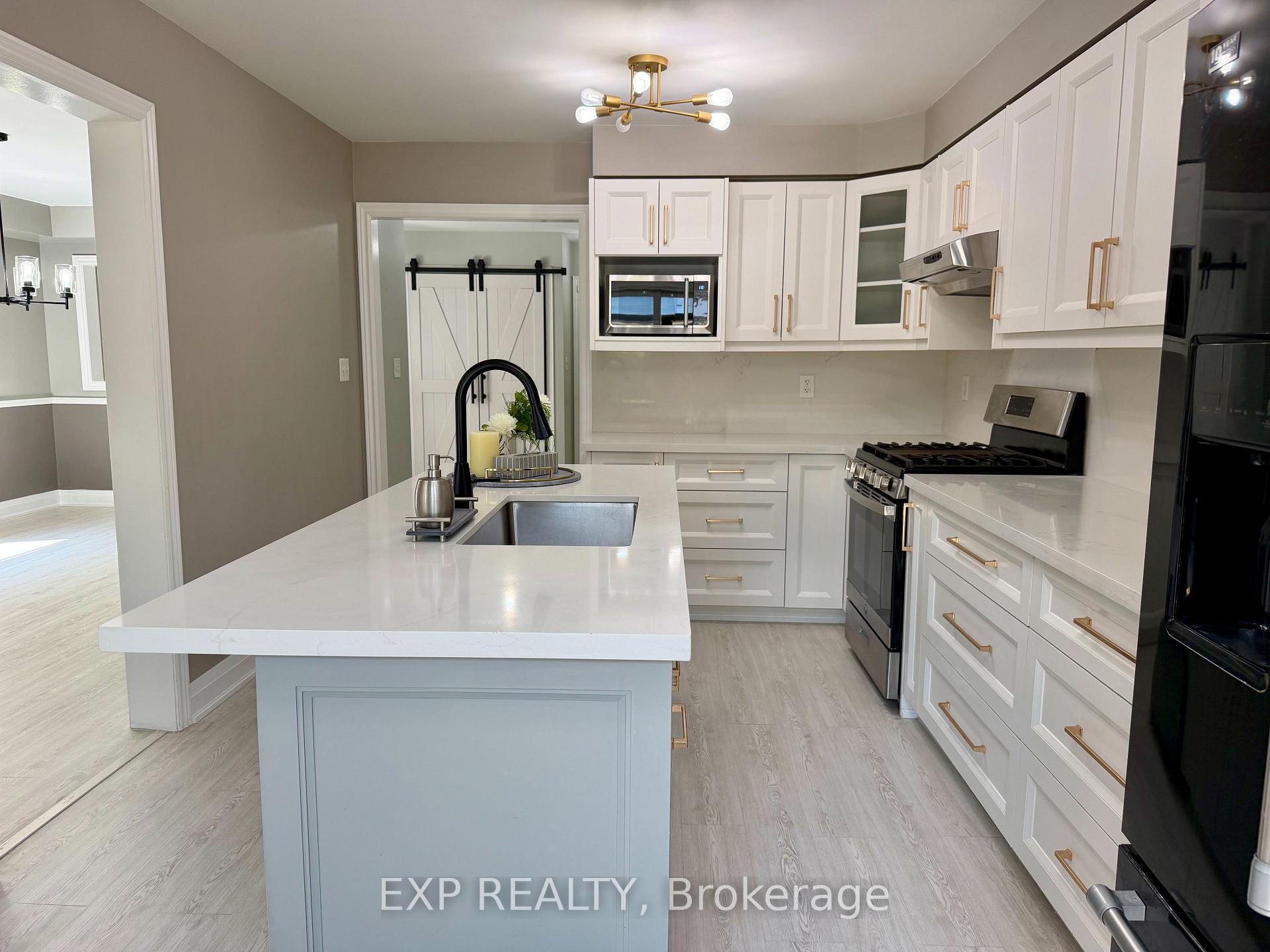 Photo 9 of 57 Humbershed Crescent, Caledon, Bolton West — HOMEH