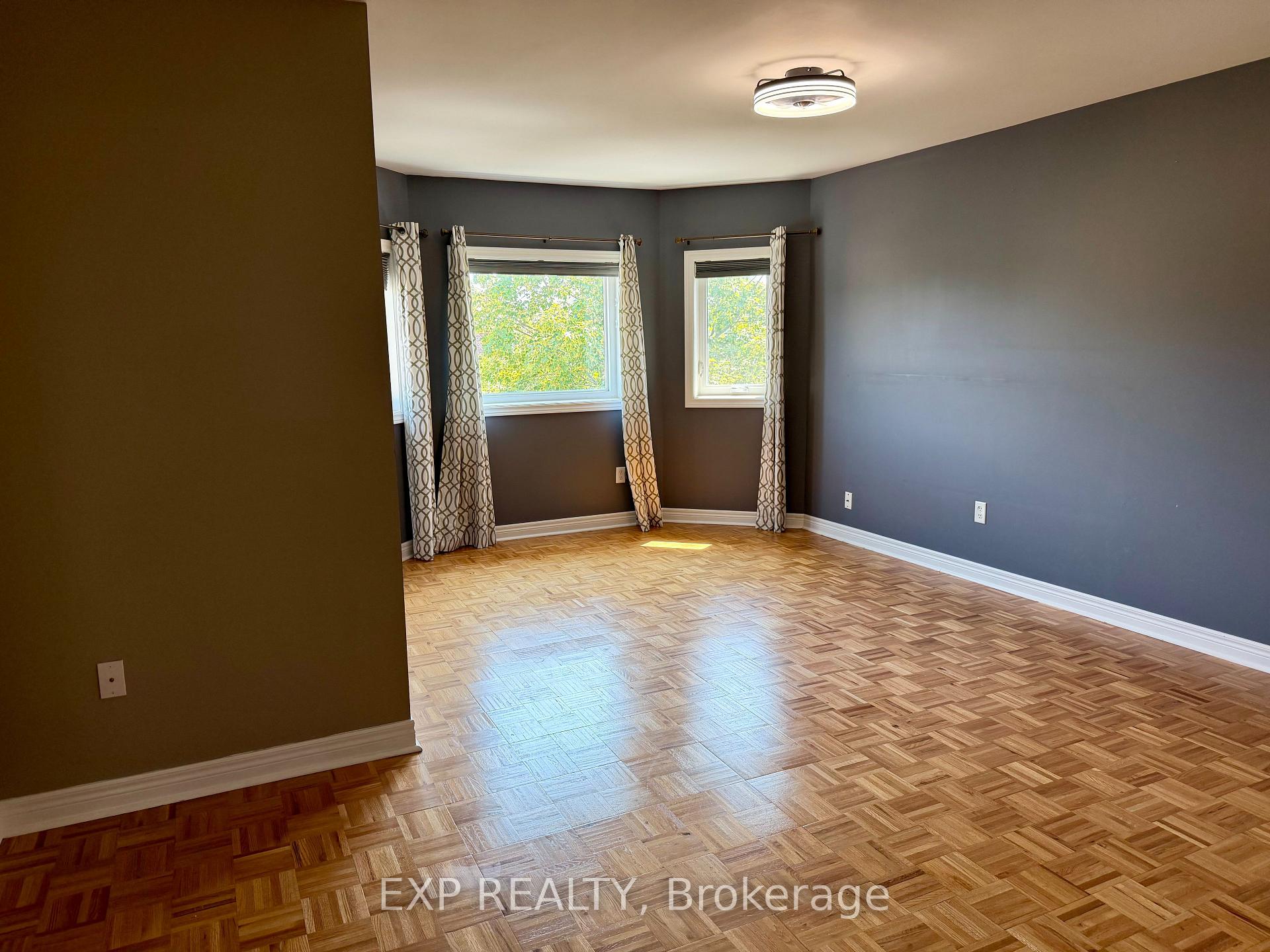 Photo 15 of 57 Humbershed Crescent, Caledon, Bolton West — HOMEH