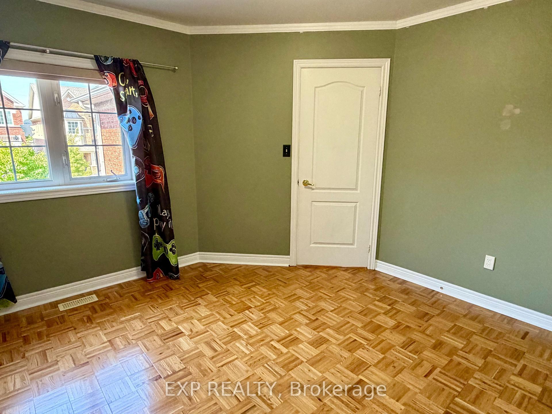 Photo 21 of 57 Humbershed Crescent, Caledon, Bolton West — HOMEH