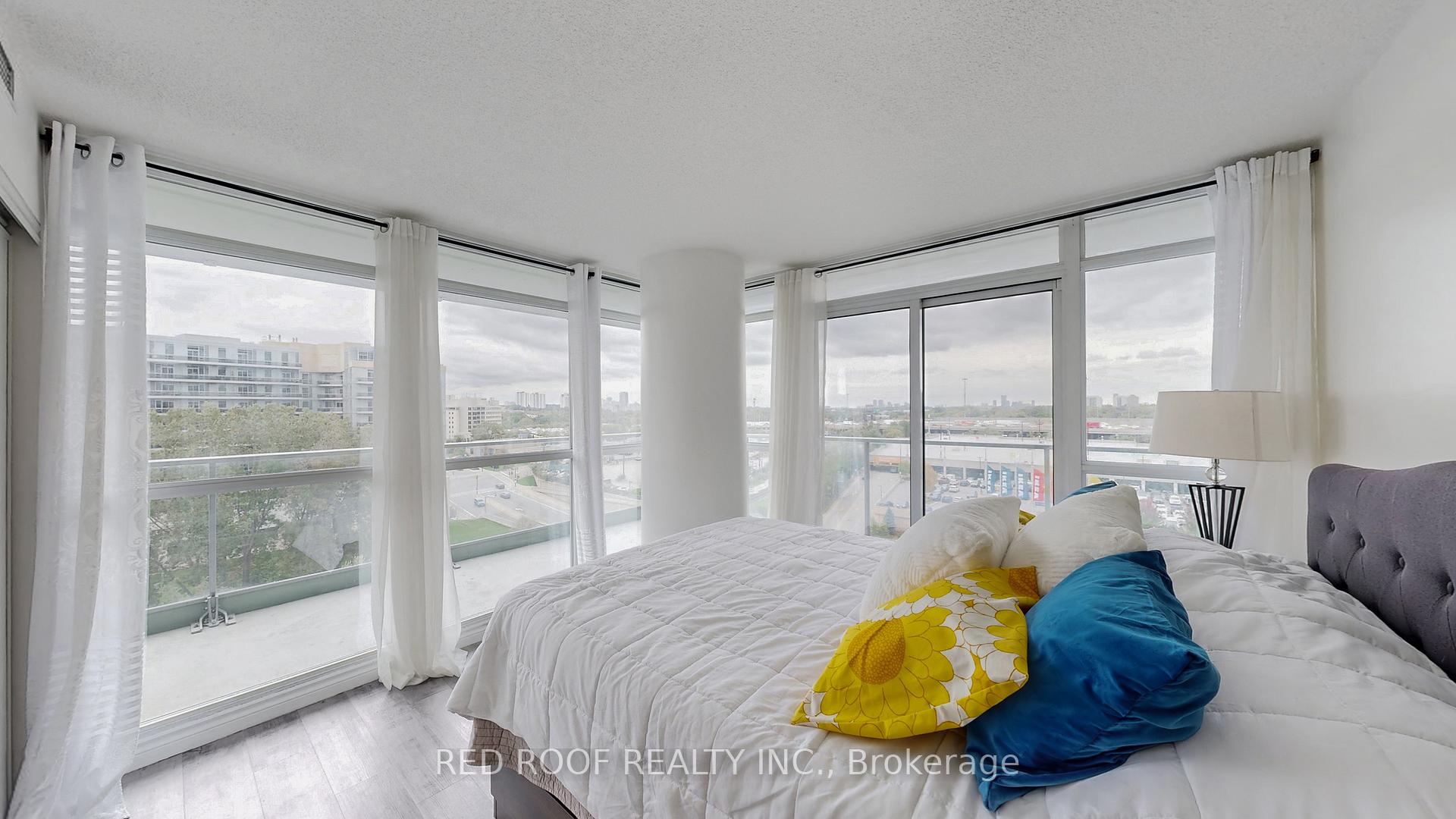 Photo 8 of Unit 711, 33 Singer Court, North York, Bayview Village — HOMEH