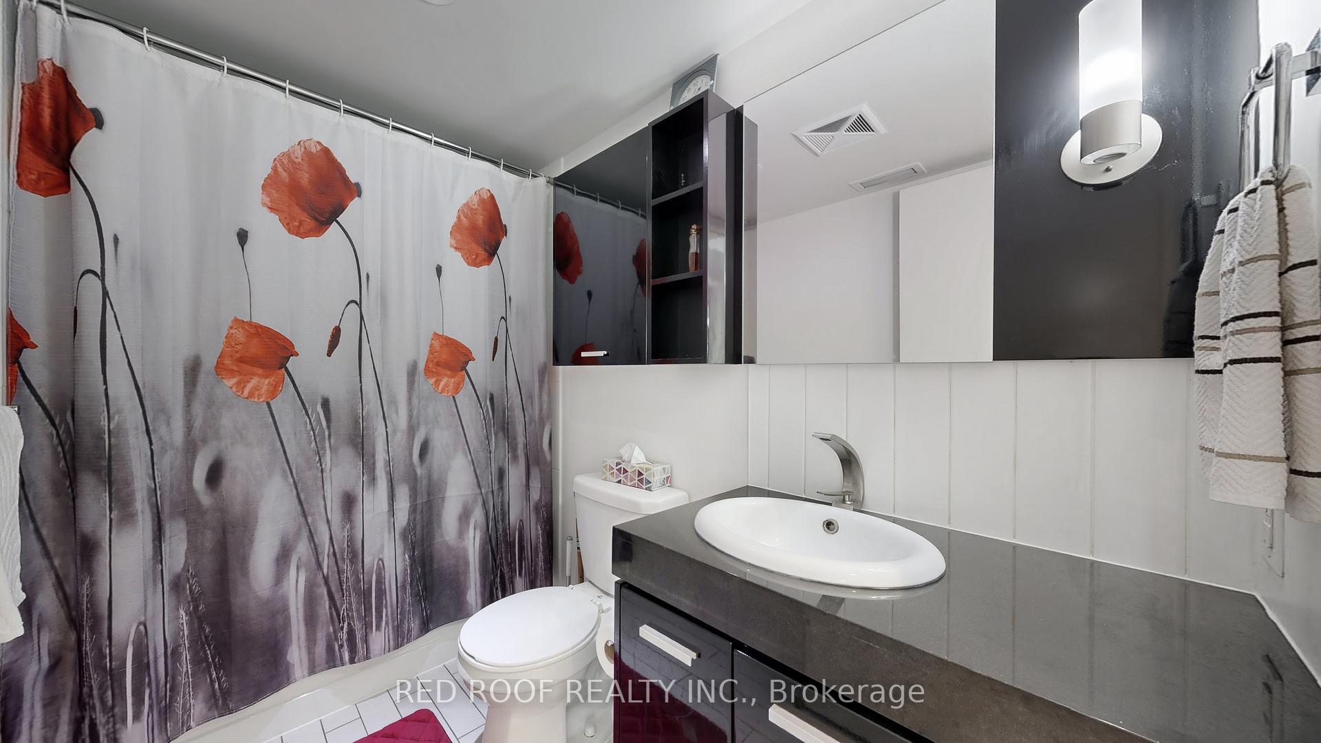 Photo 9 of Unit 711, 33 Singer Court, North York, Bayview Village — HOMEH