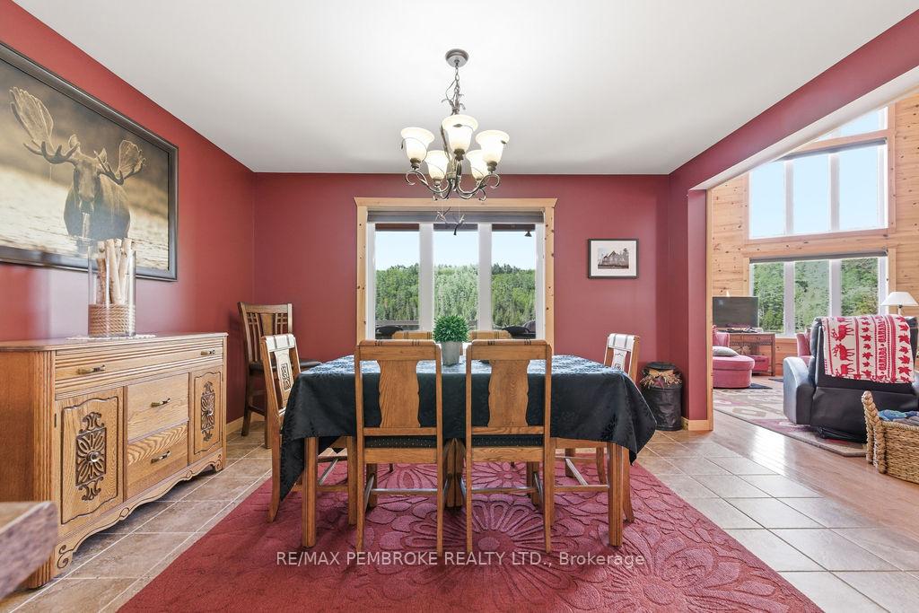 Photo 14 of 208 Red Fox Trail, Head, Clara and Maria, Head Twp — HOMEH