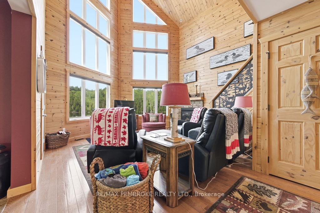Photo 20 of 208 Red Fox Trail, Head, Clara and Maria, Head Twp — HOMEH