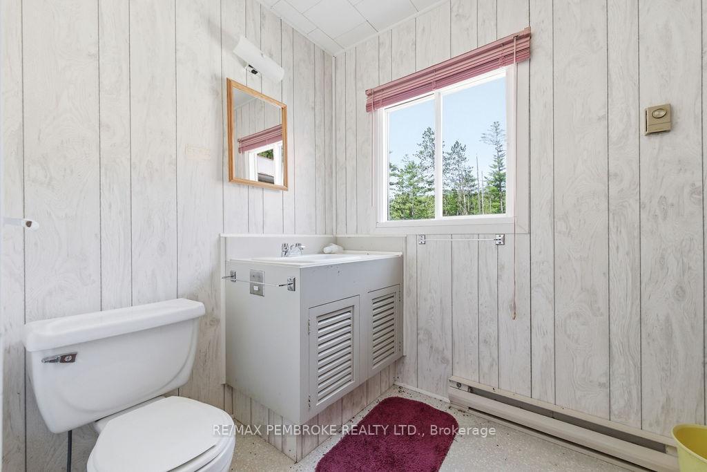 Photo 39 of 208 Red Fox Trail, Head, Clara and Maria, Head Twp — HOMEH