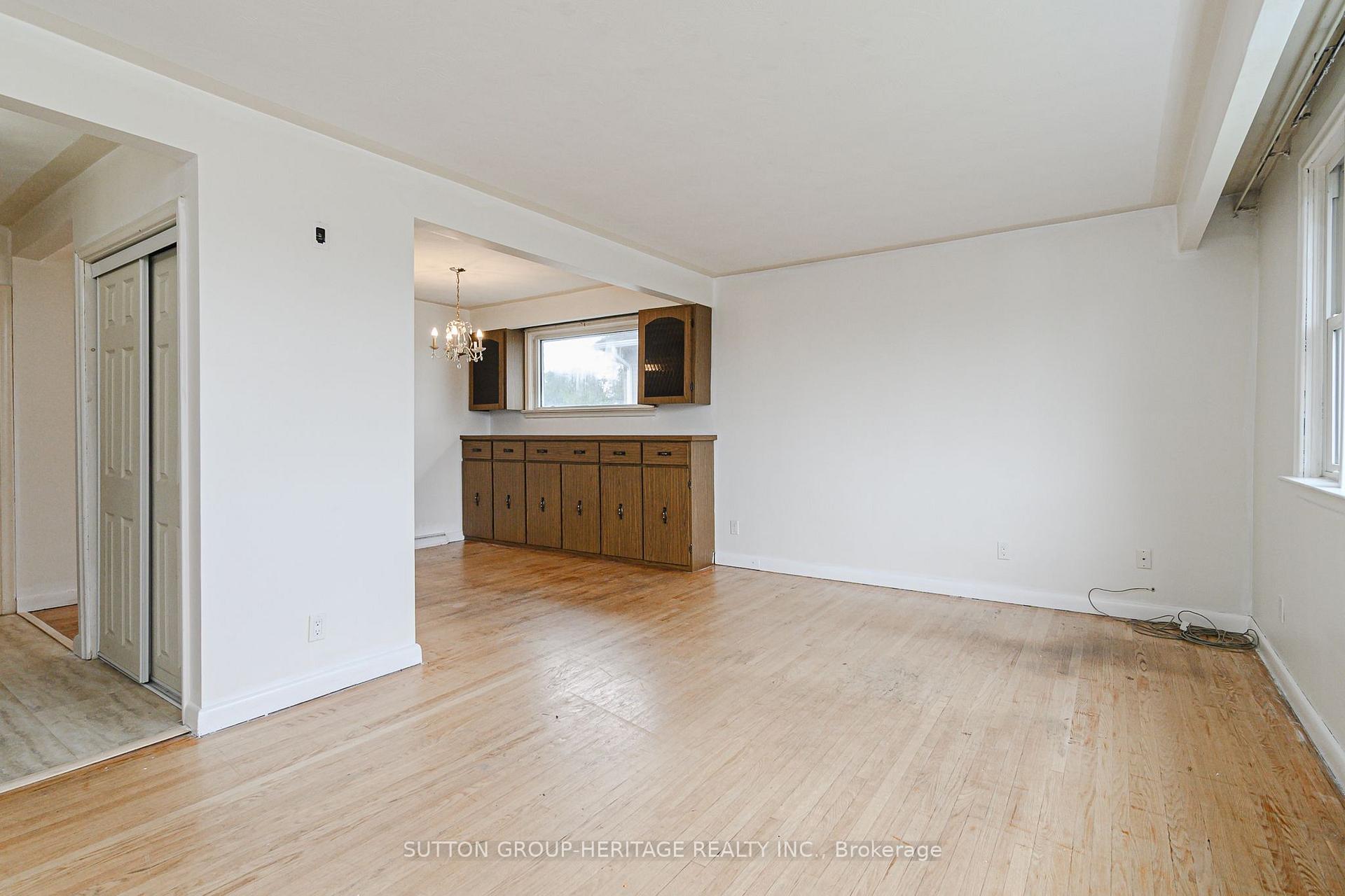 Photo 8 of 490 Milton Street, Oshawa, Donevan — HOMEH