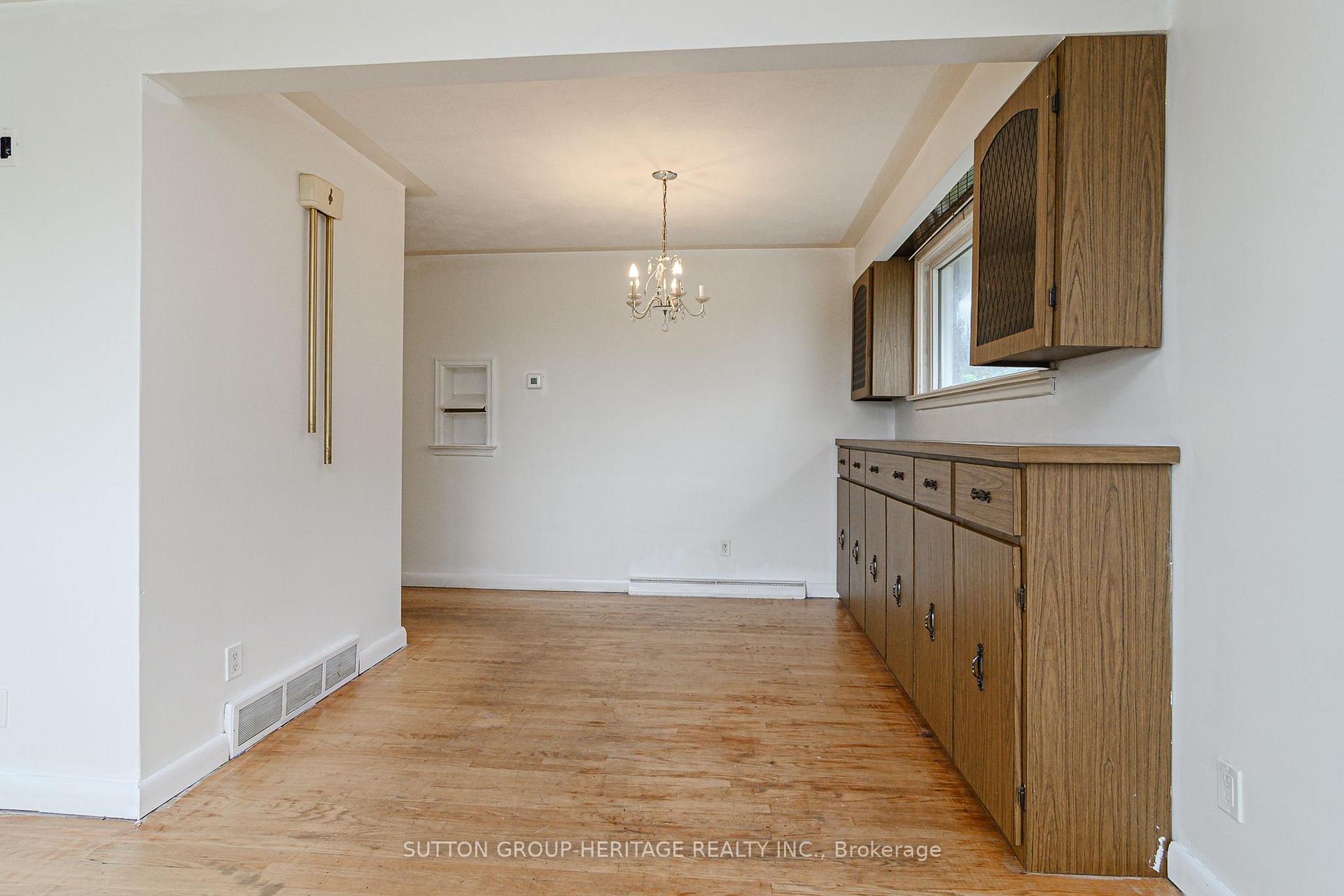 Photo 12 of 490 Milton Street, Oshawa, Donevan — HOMEH