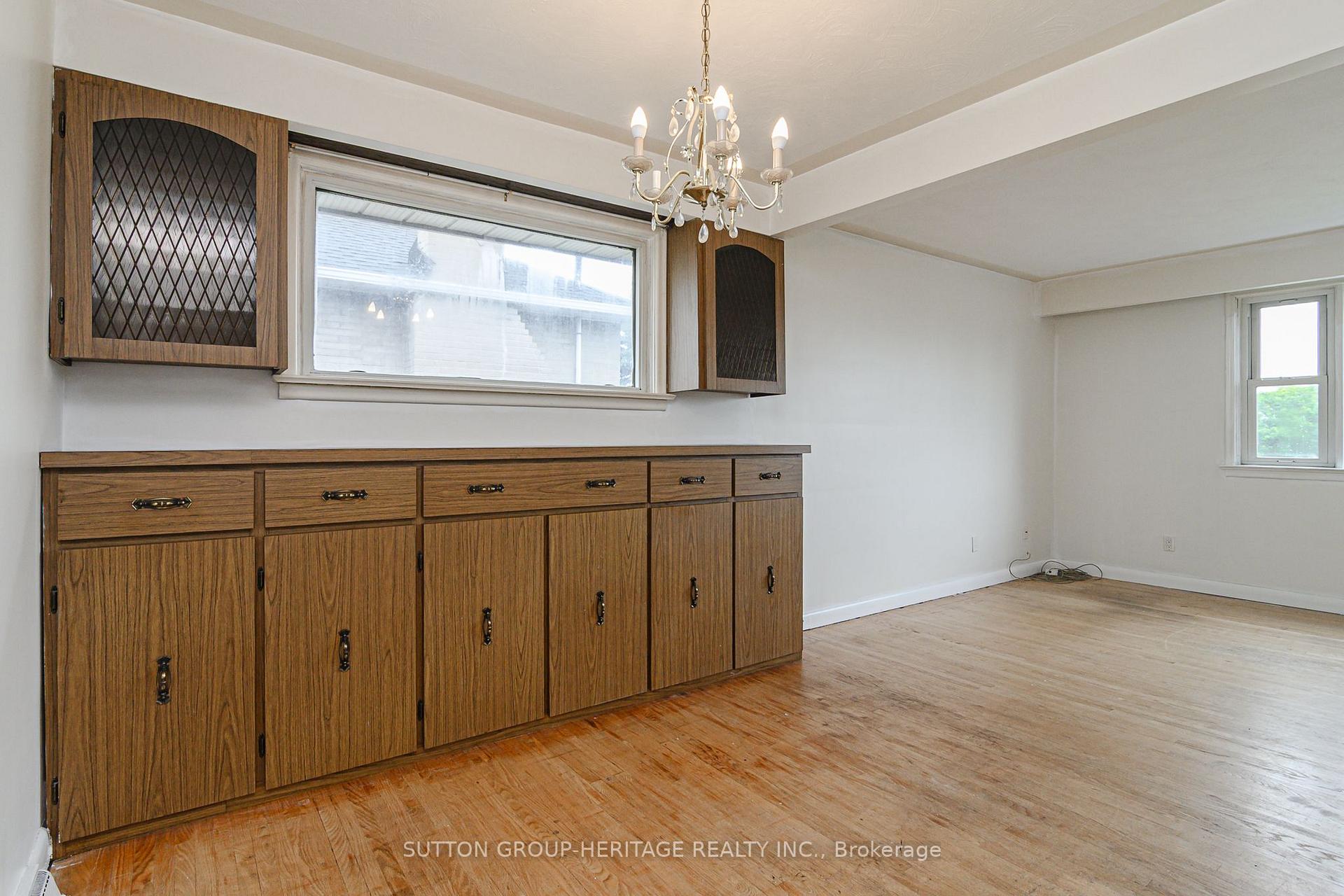 Photo 15 of 490 Milton Street, Oshawa, Donevan — HOMEH