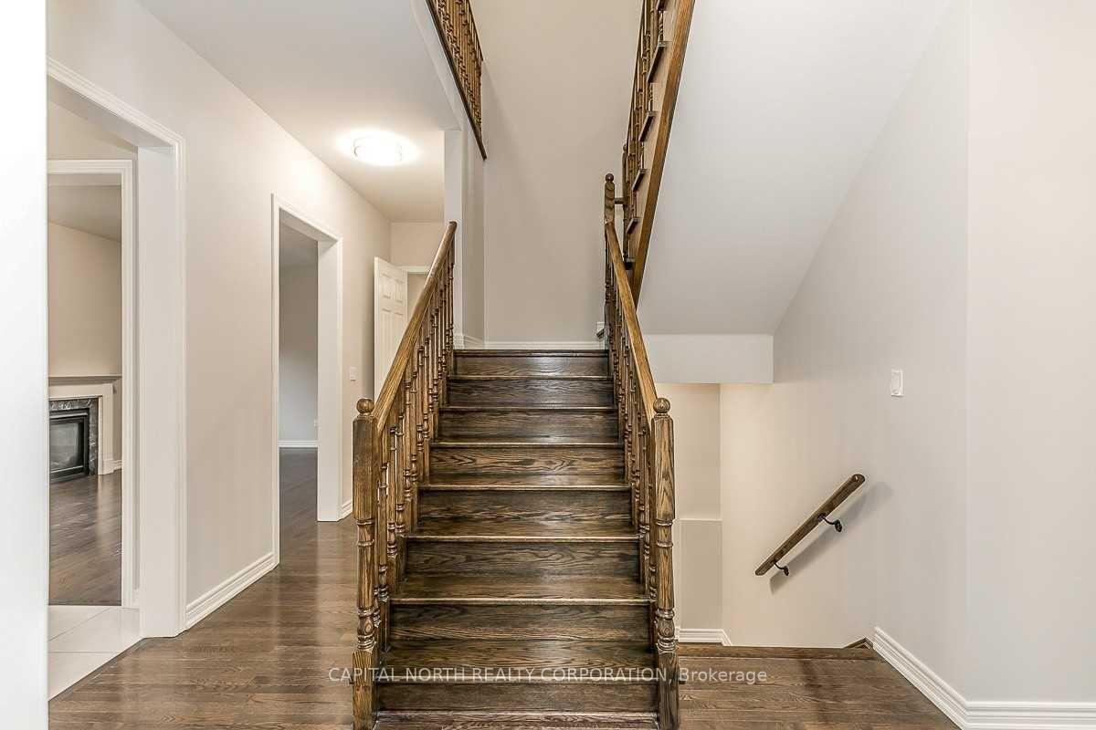 Photo 16 of 6 Nadmarc Street, Brampton, Toronto Gore Rural Estate — HOMEH