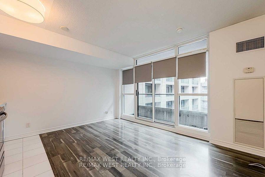 Photo 12 of Unit 634, 600 Fleet Street, Toronto, Niagara — HOMEH
