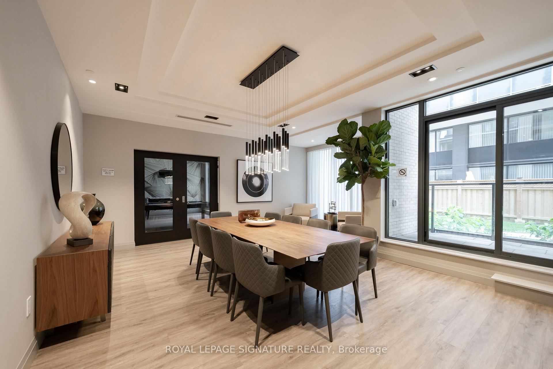 Photo 55 of Unit 621, 293 The Kingsway, Etobicoke, Edenbridge-Humber Valley — HOMEH