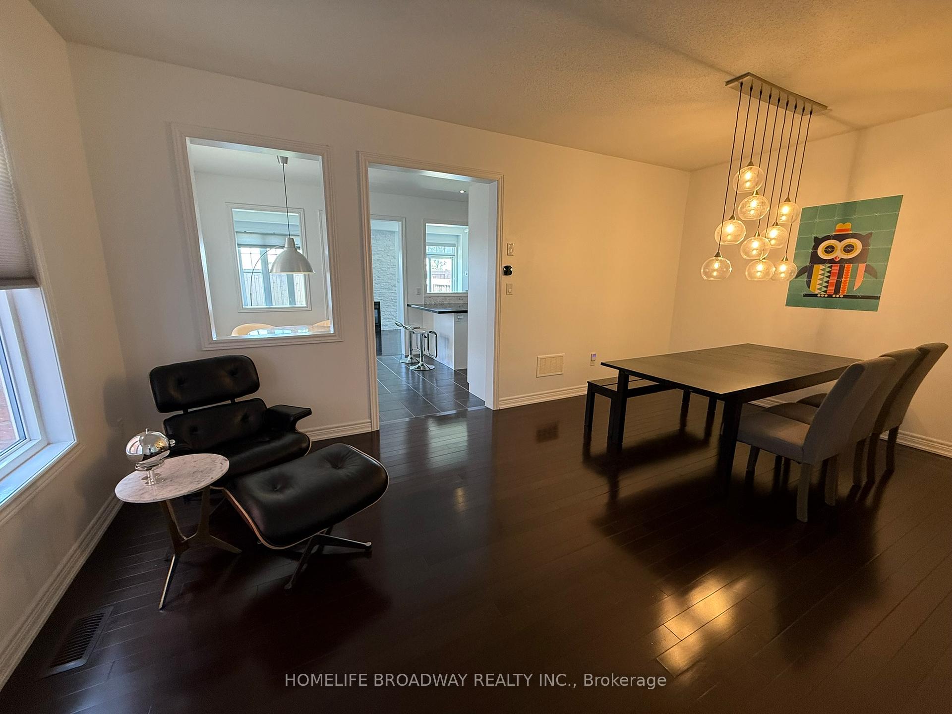 Photo 5 of 49 Staglin Court, Markham, Cathedraltown — HOMEH