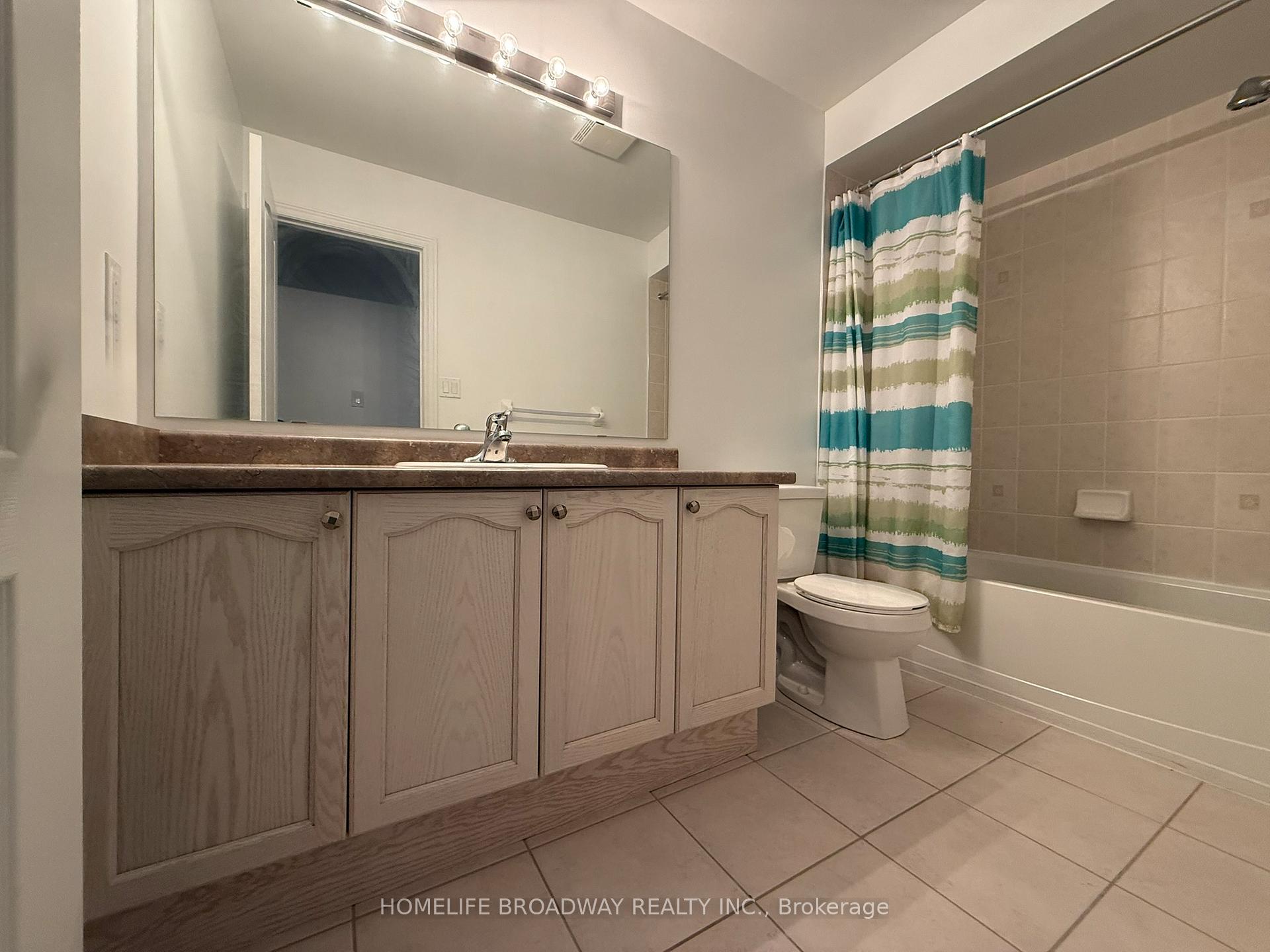 Photo 9 of 49 Staglin Court, Markham, Cathedraltown — HOMEH