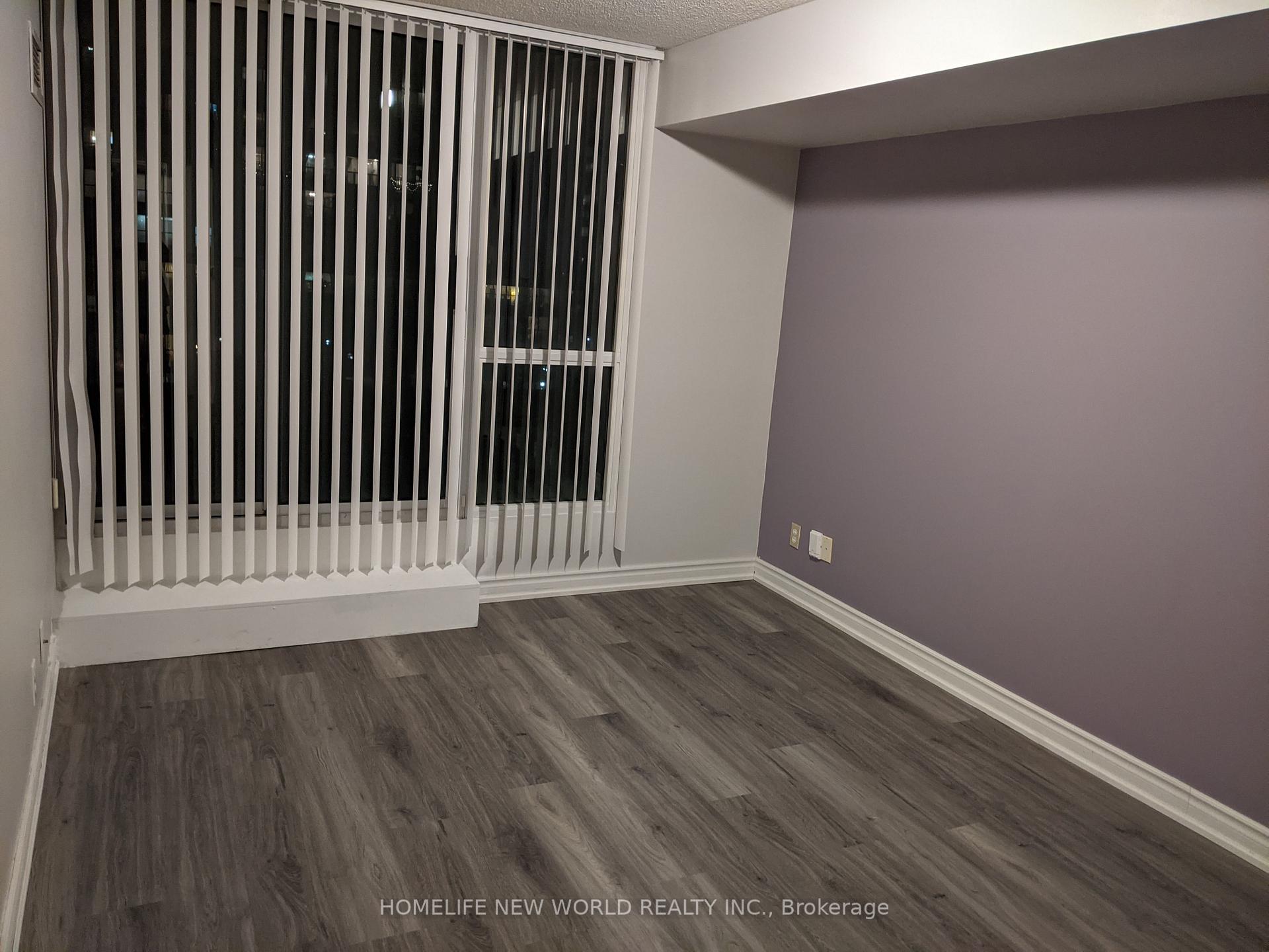 Photo 4 of Unit 603, 23 Hollywood Avenue, North York, Willowdale East — HOMEH