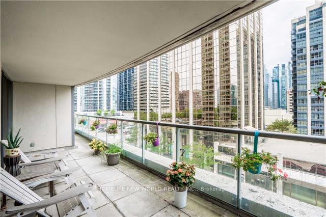 Photo 12 of Unit 603, 23 Hollywood Avenue, North York, Willowdale East — HOMEH