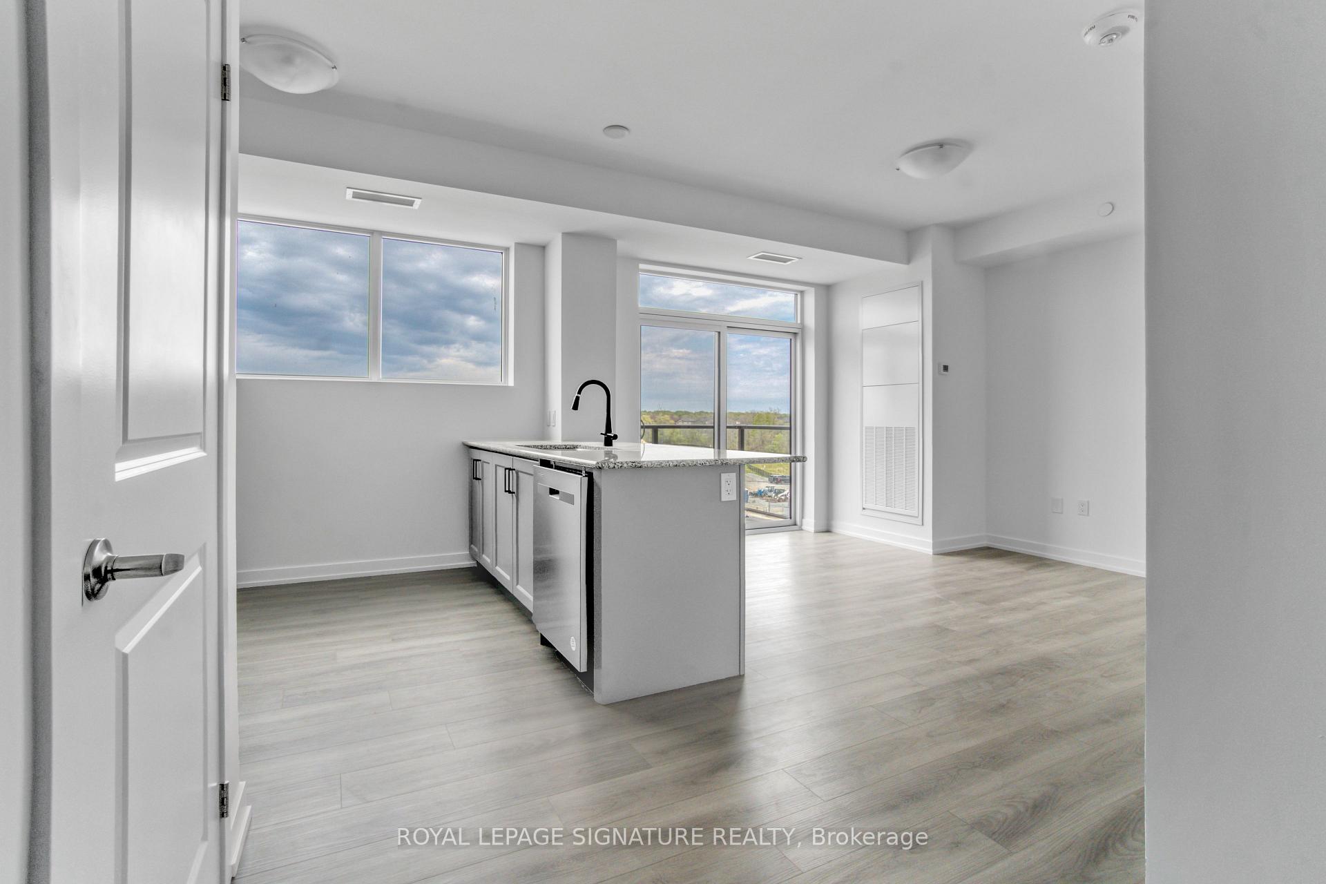Photo 7 of Unit 437, 10 Mallard Trail, Hamilton, Waterdown — HOMEH