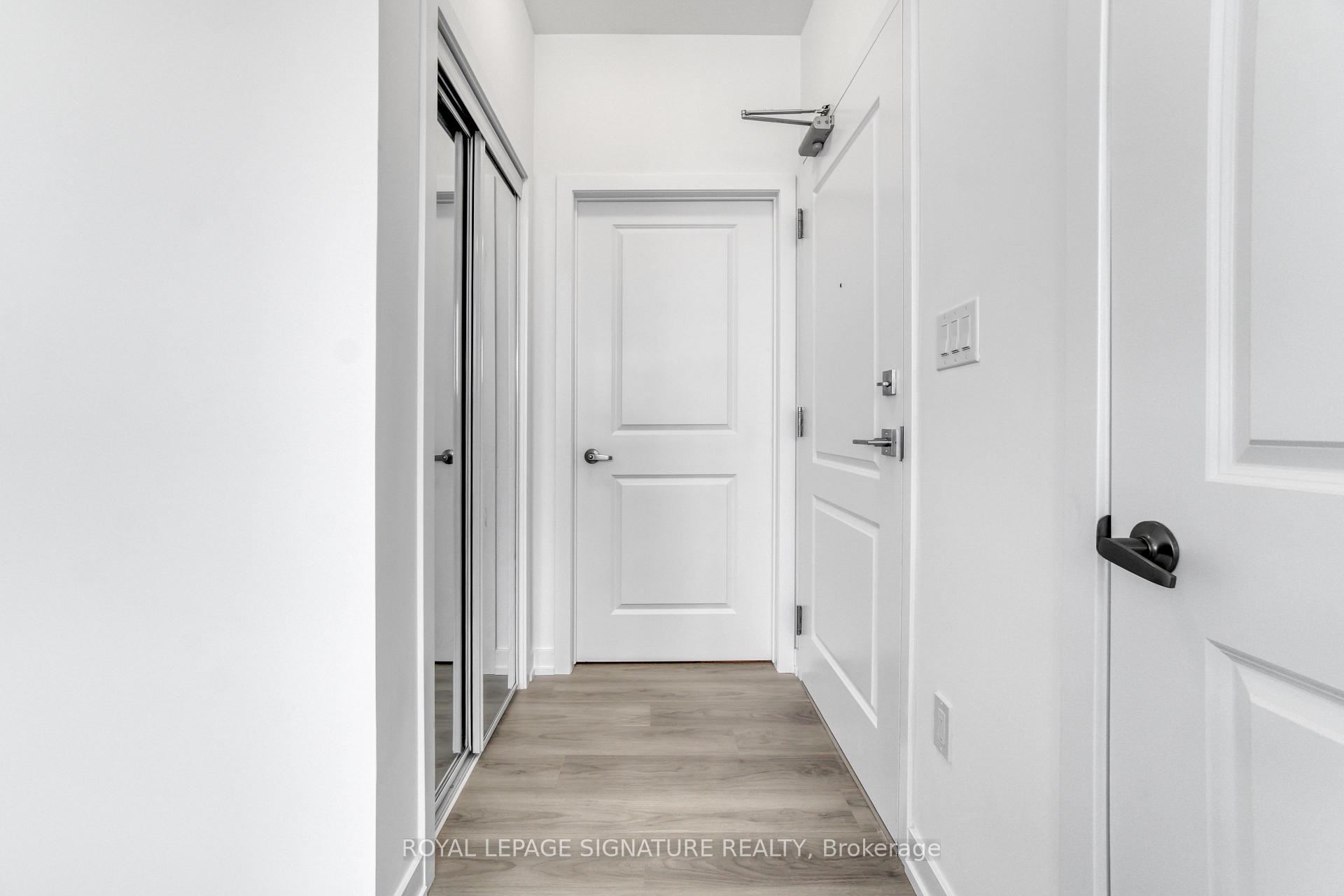 Photo 8 of Unit 437, 10 Mallard Trail, Hamilton, Waterdown — HOMEH