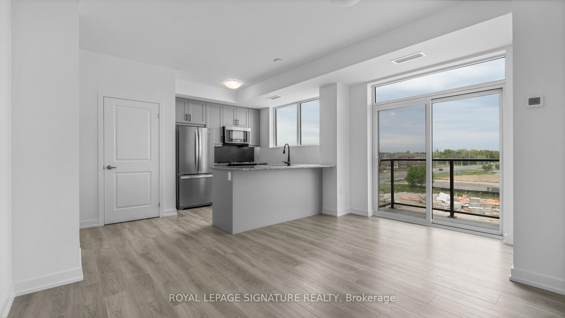 Photo 9 of Unit 437, 10 Mallard Trail, Hamilton, Waterdown — HOMEH