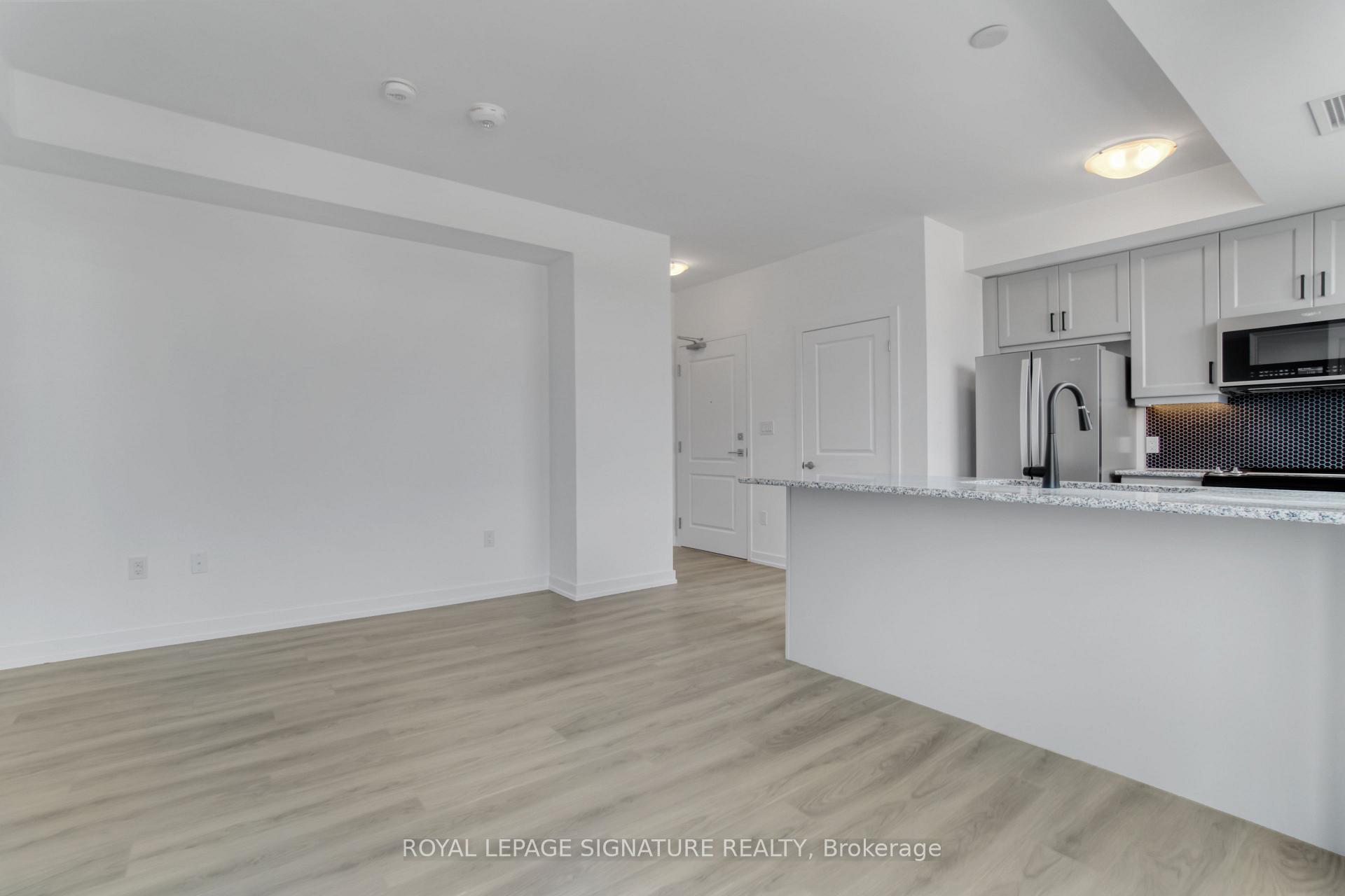 Photo 10 of Unit 437, 10 Mallard Trail, Hamilton, Waterdown — HOMEH
