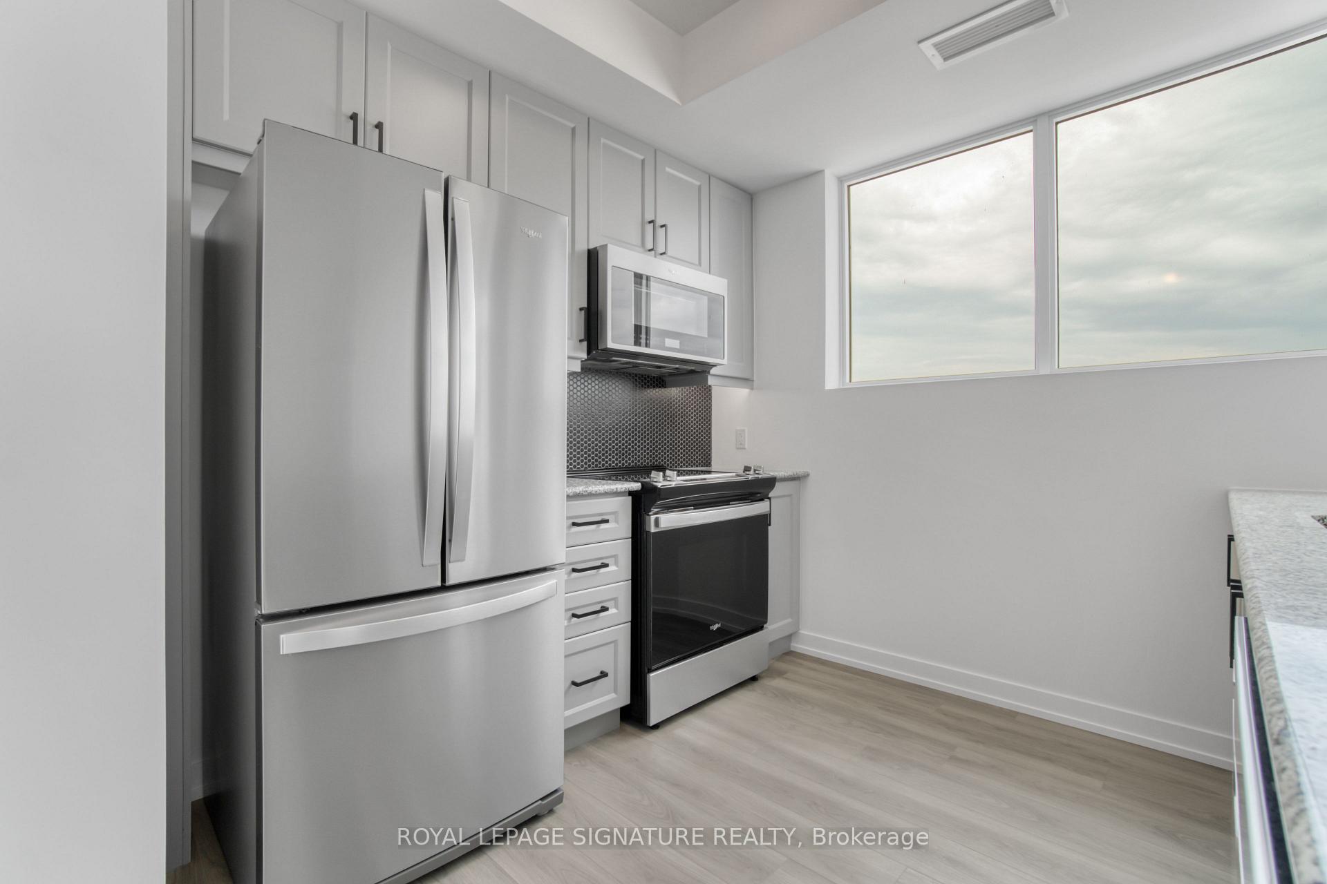 Photo 12 of Unit 437, 10 Mallard Trail, Hamilton, Waterdown — HOMEH