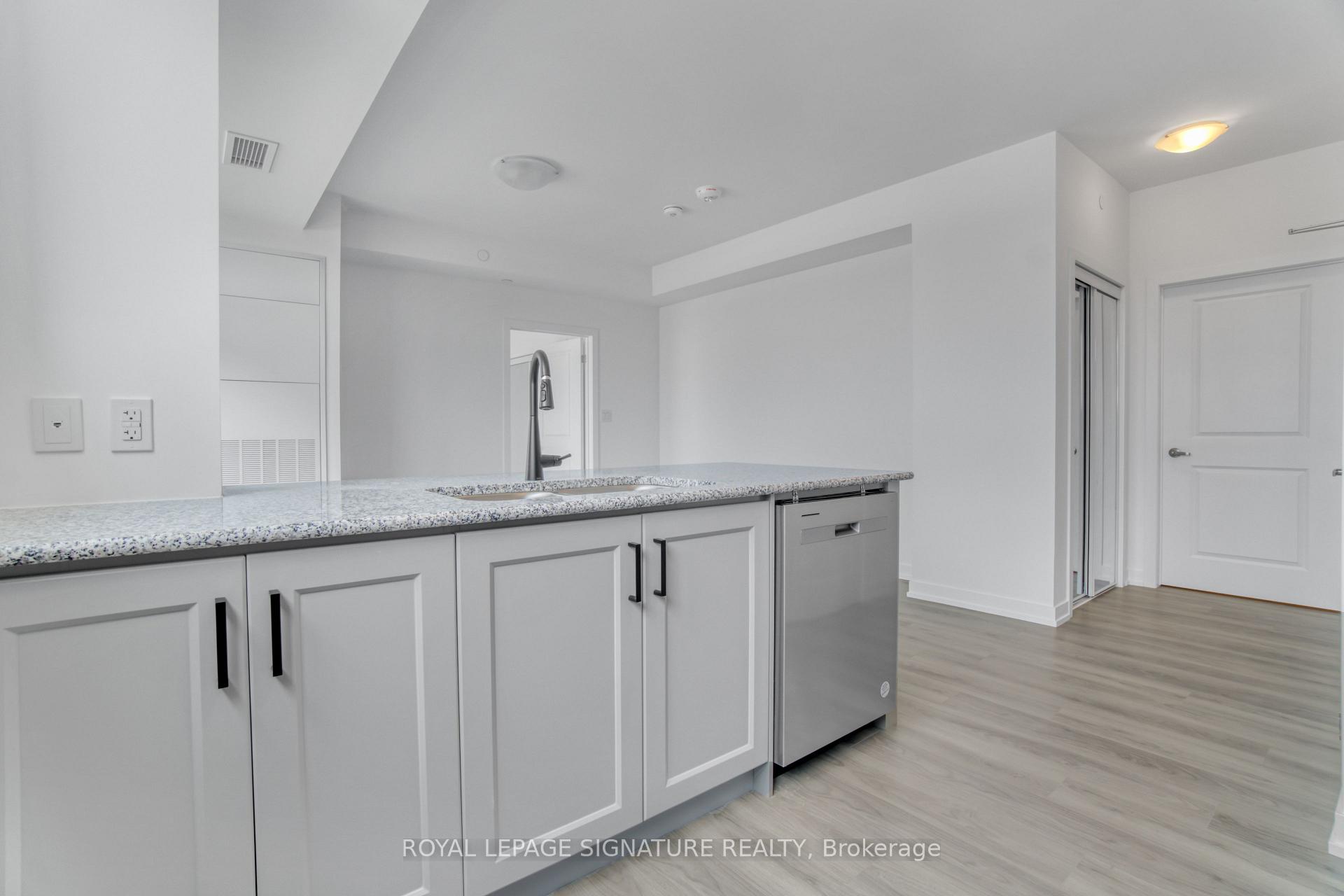 Photo 14 of Unit 437, 10 Mallard Trail, Hamilton, Waterdown — HOMEH