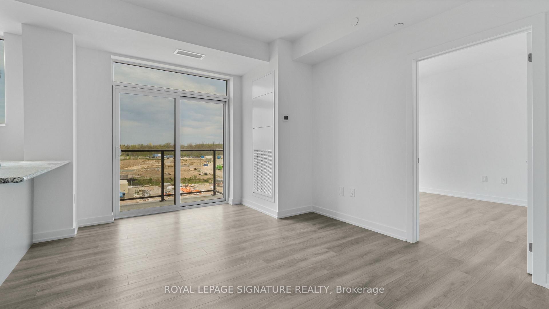 Photo 15 of Unit 437, 10 Mallard Trail, Hamilton, Waterdown — HOMEH