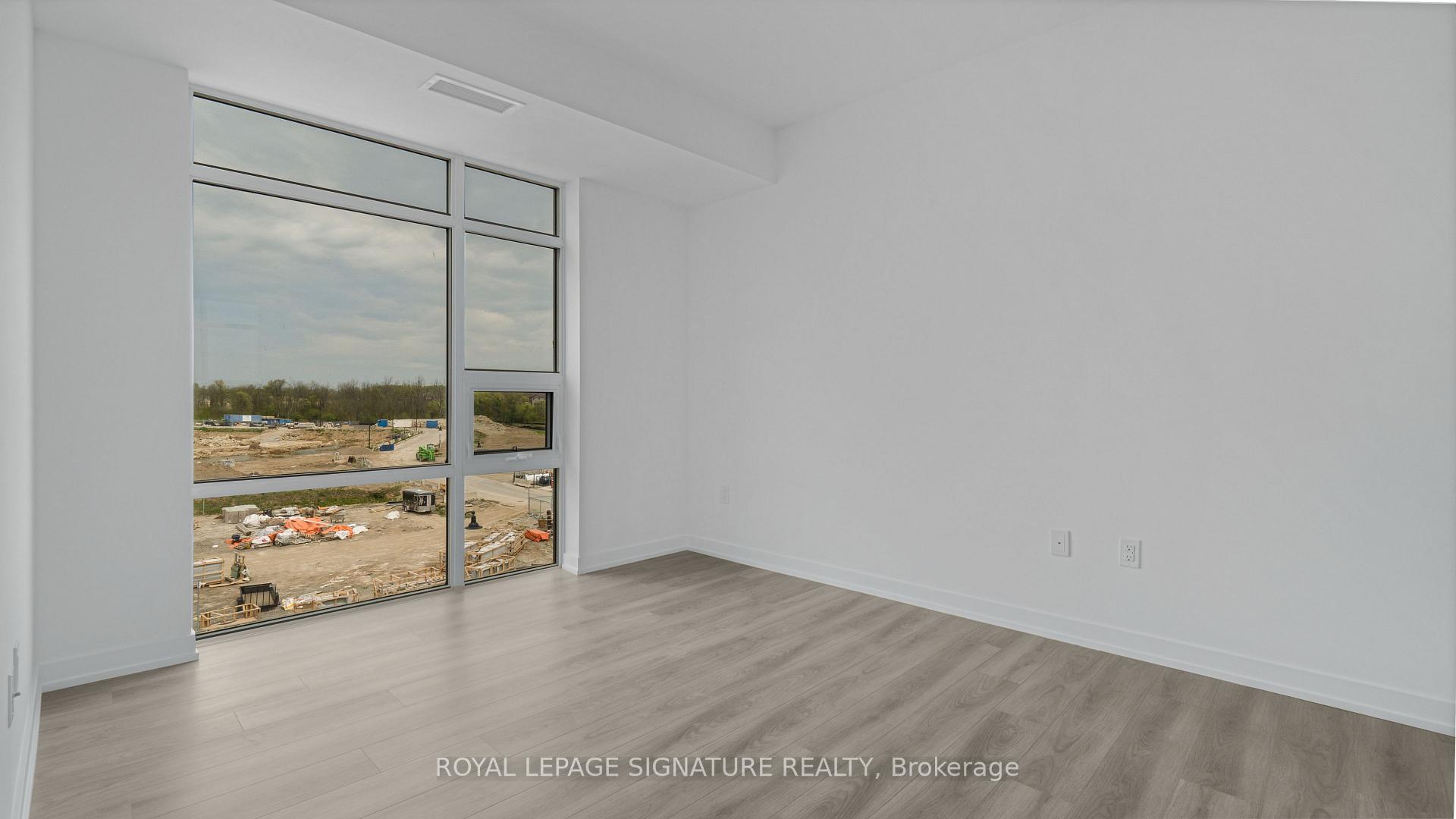Photo 16 of Unit 437, 10 Mallard Trail, Hamilton, Waterdown — HOMEH