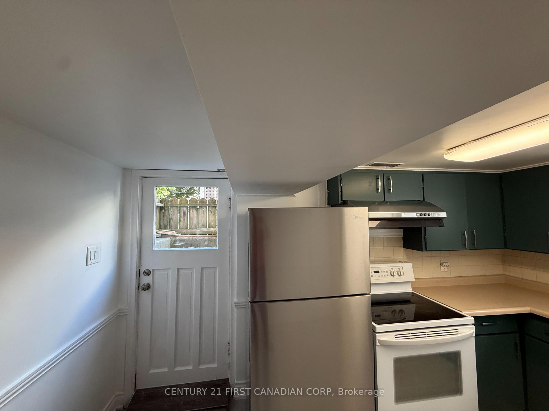 Photo 11 of Unit 1, 228 Burnside Drive, London, East I — HOMEH