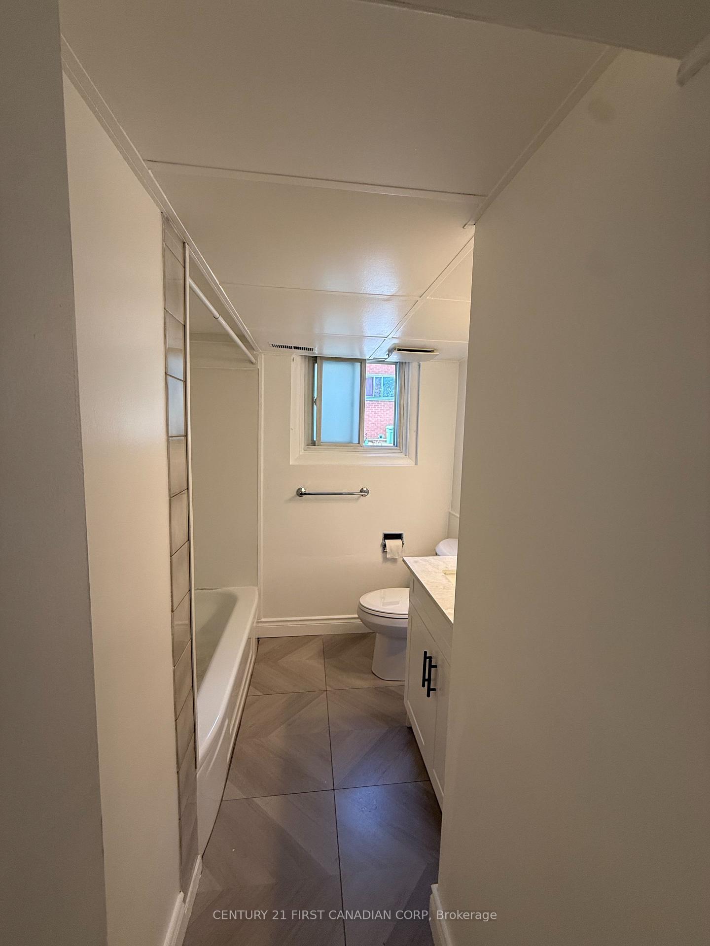 Photo 12 of Unit 1, 228 Burnside Drive, London, East I — HOMEH