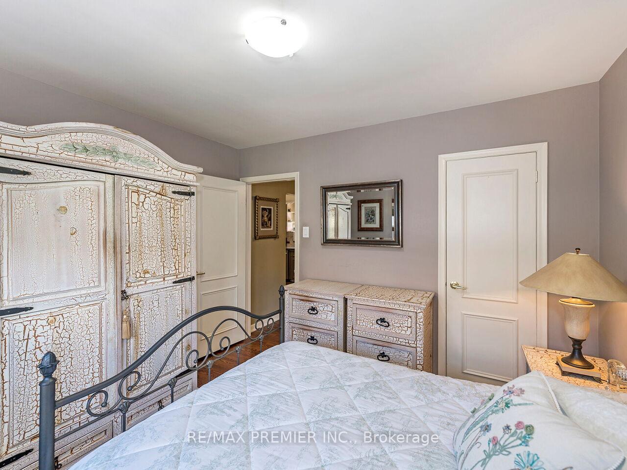 Photo 17 of 2894 Weston Road, North York, Humberlea-Pelmo Park — HOMEH