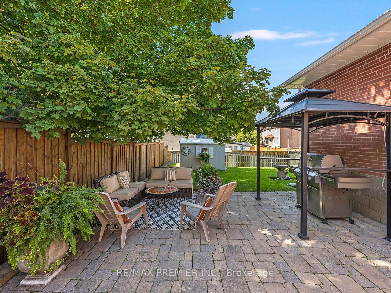 Photo 25 of 2894 Weston Road, North York, Humberlea-Pelmo Park — HOMEH
