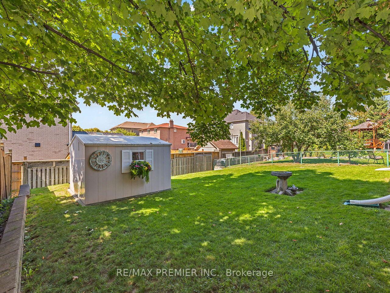 Photo 30 of 2894 Weston Road, North York, Humberlea-Pelmo Park — HOMEH