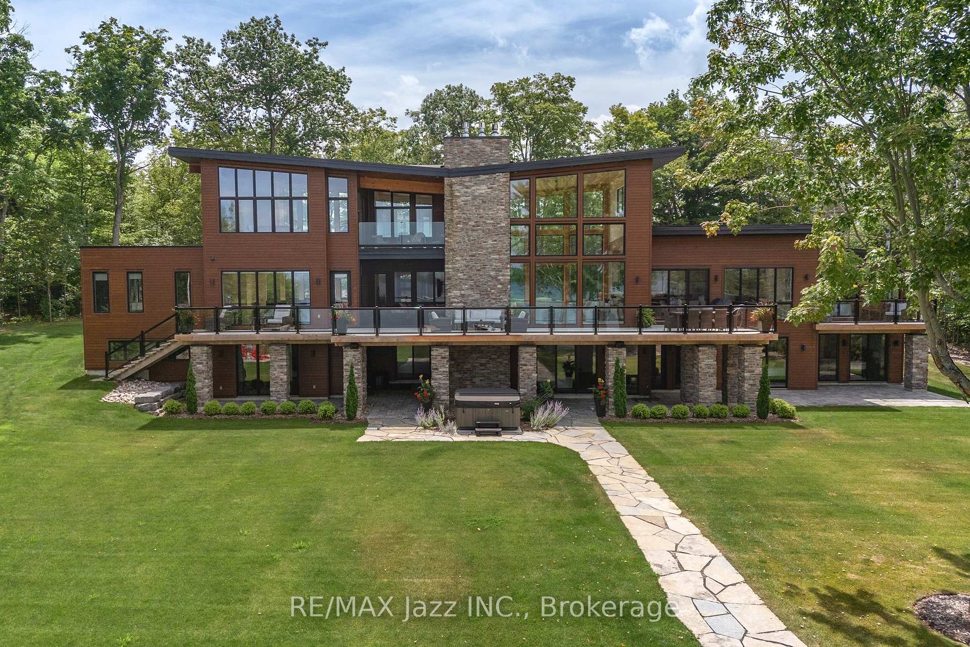 Photo 6 of 151 Elysian Fields Road, Kawartha Lakes, Fenelon — HOMEH