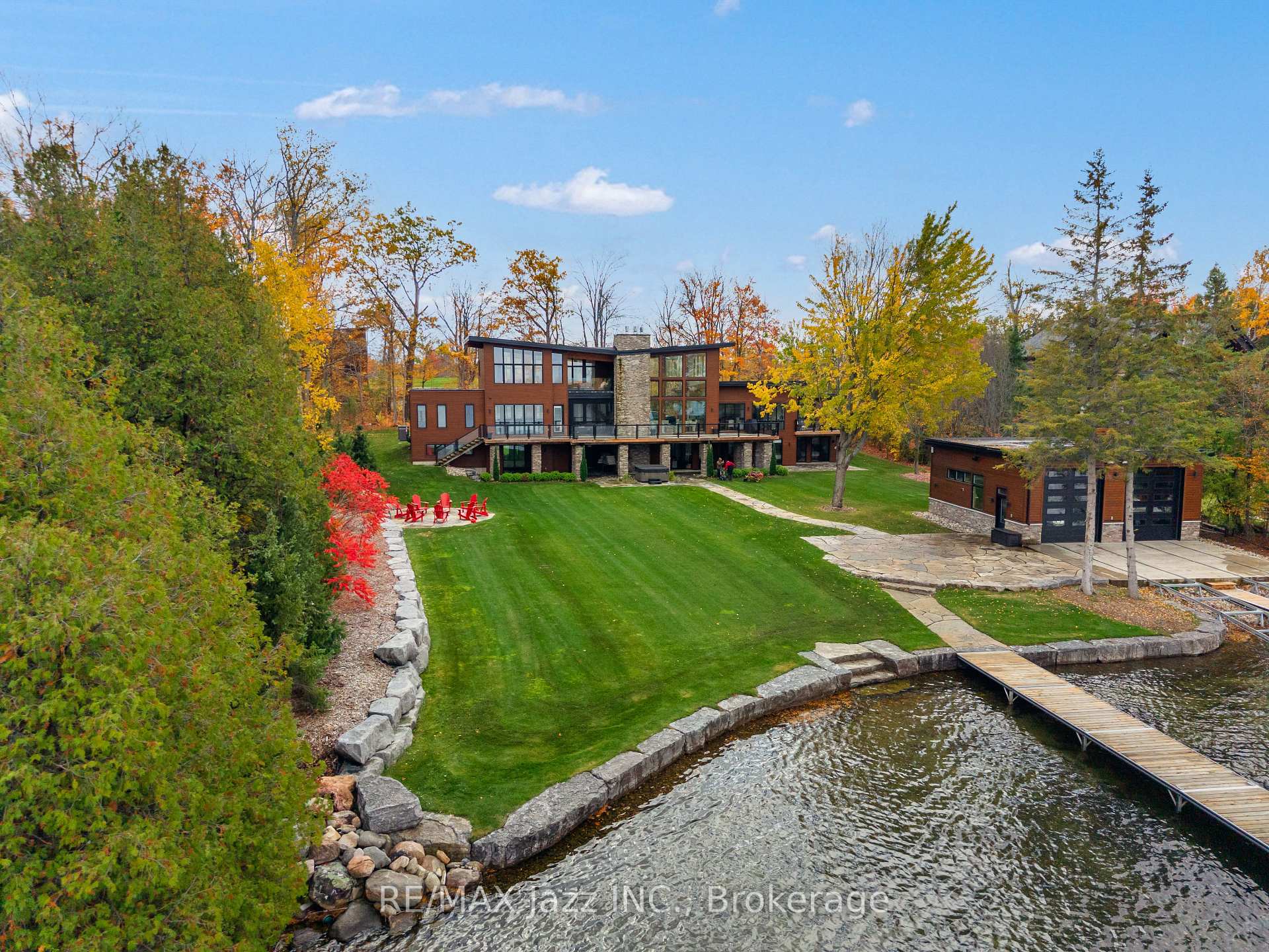 Photo 9 of 151 Elysian Fields Road, Kawartha Lakes, Fenelon — HOMEH