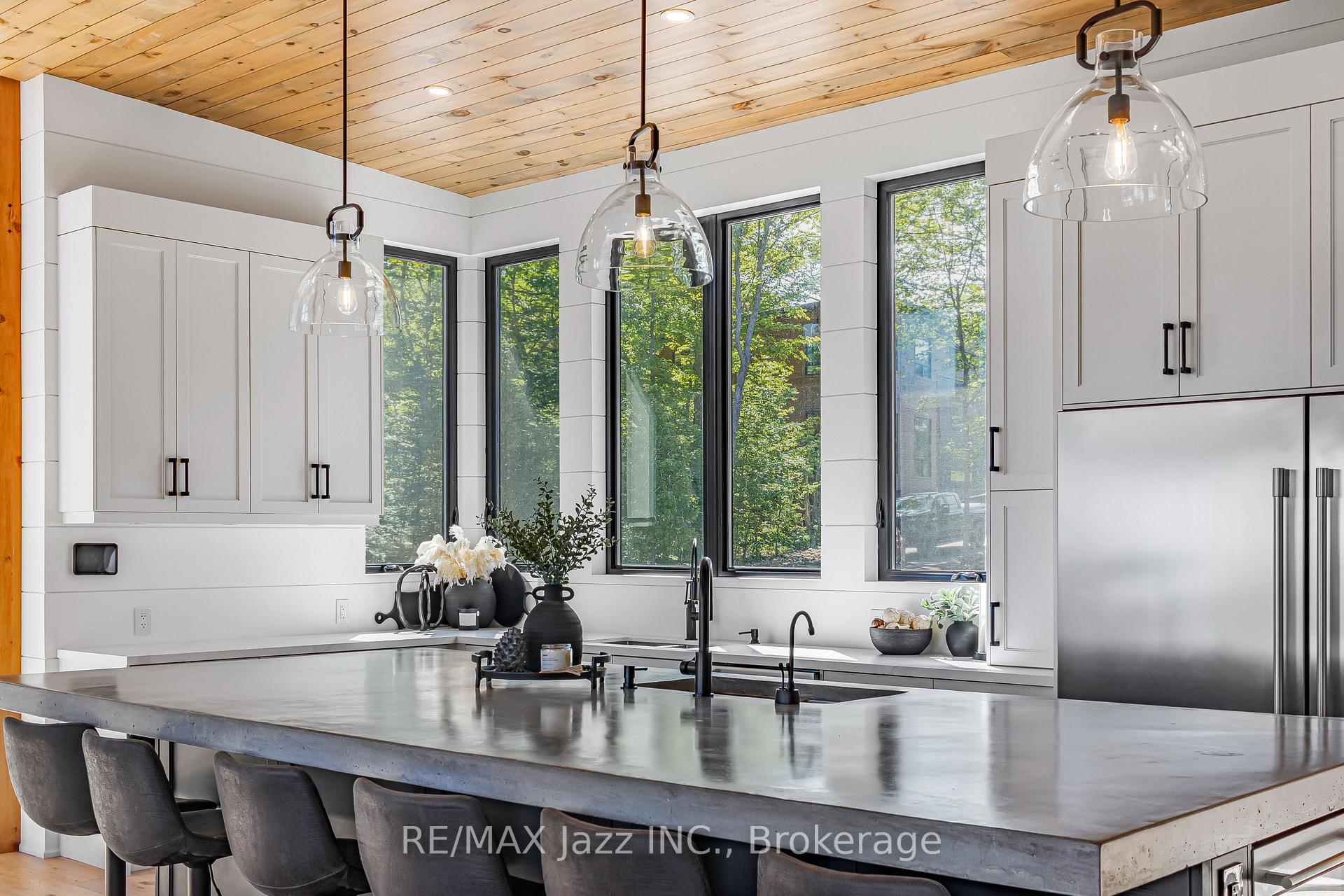 Photo 18 of 151 Elysian Fields Road, Kawartha Lakes, Fenelon — HOMEH