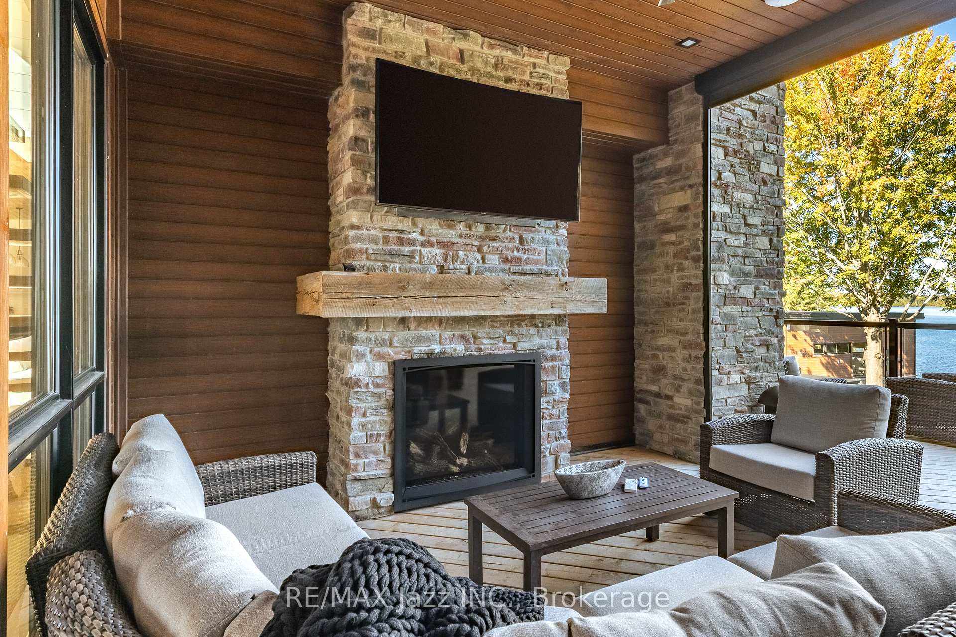 Photo 22 of 151 Elysian Fields Road, Kawartha Lakes, Fenelon — HOMEH